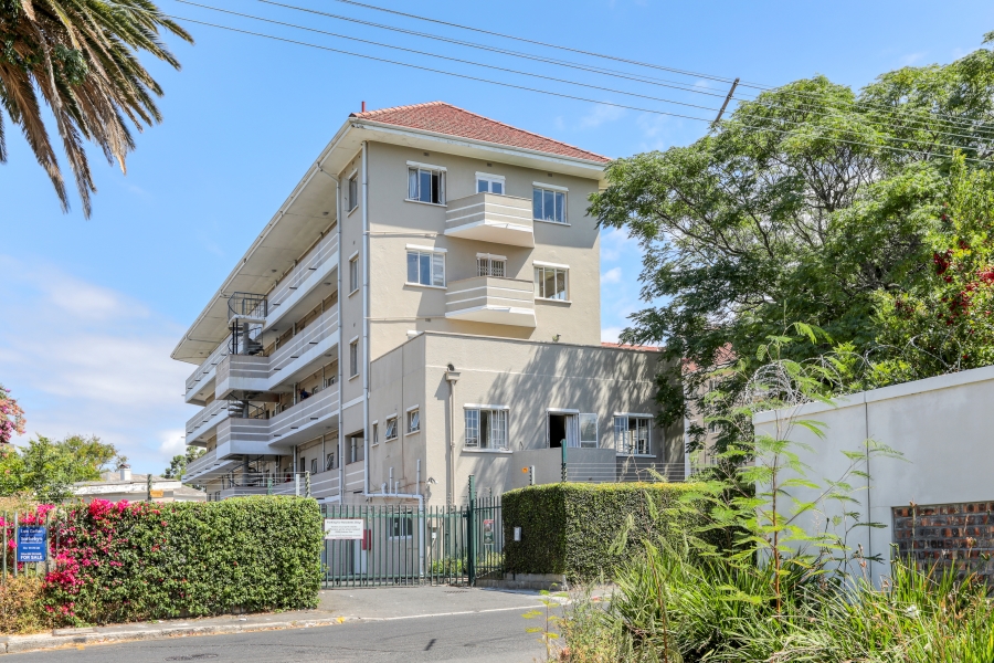 1 Bedroom Property for Sale in Rondebosch Western Cape